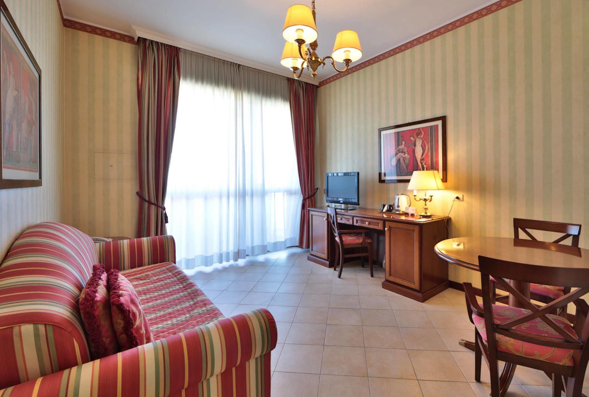UNAWAY Hotel&Residence Contessa Jolanda Milano Esterno foto